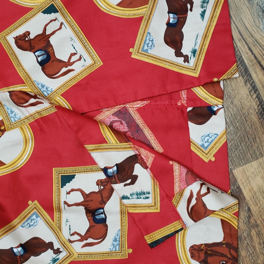 Vintage Alexander Campbell Red and Yellow Horse Portrait Pencil Skirt, Size 10. - Picture 3 of 6